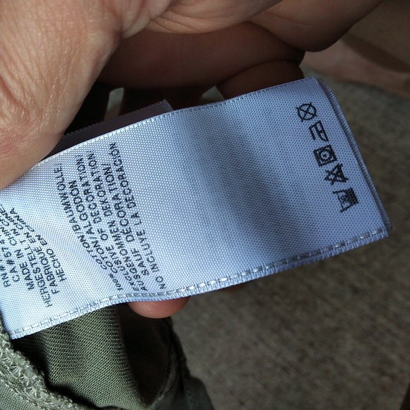 True Religion Rare pale green denim button down in EUC - Picture 5 of 9